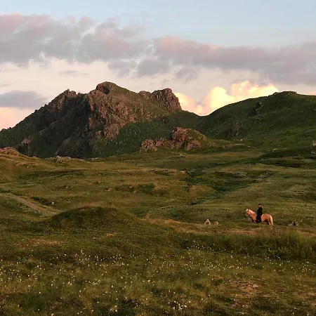 Flo Lofoten Nature Escape