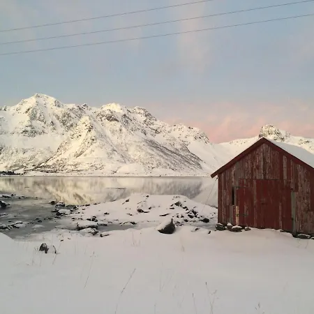 Flo Lofoten Nature Escape Luxe tent Valberg