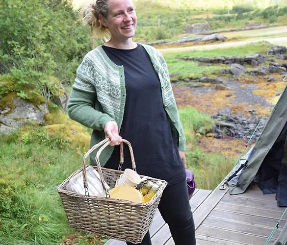 Flo Lofoten Nature Escape